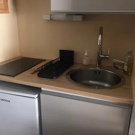 Apartment Avec Parking Prive Dans Petite Tres Calme Les Angles (Pyrenees-Orientales)