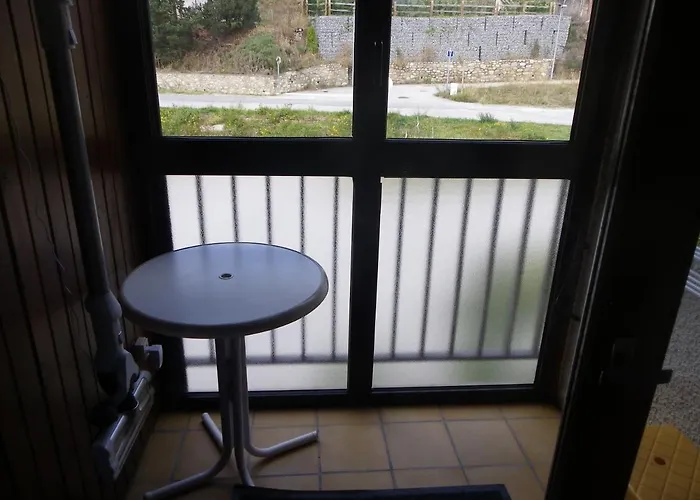 Avec Parking Prive Dans Petite Tres Calme Apartman Les Angles
